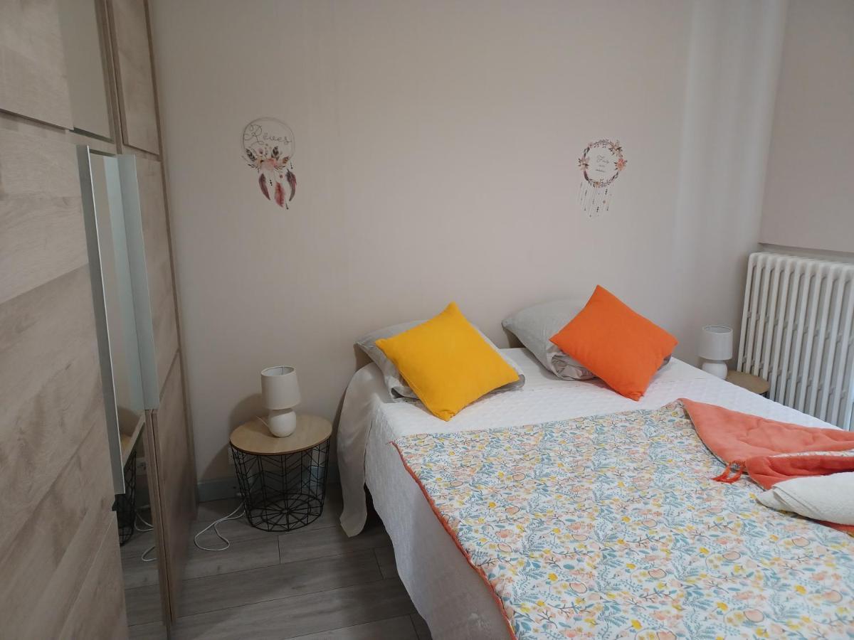 Appartement, La Route Des Grandes Alpes , 8 Couchages, Garage Pour Motards, Cyclistes, Possibilite De Studios Supplementaires, Si Plus De 8 Personnes Fourneaux  Екстер'єр фото