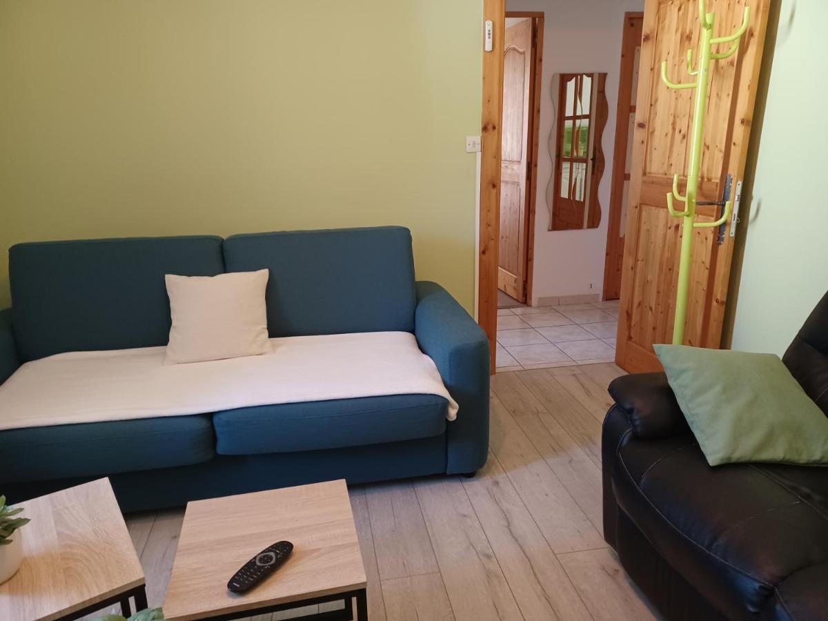 Appartement, La Route Des Grandes Alpes , 8 Couchages, Garage Pour Motards, Cyclistes, Possibilite De Studios Supplementaires, Si Plus De 8 Personnes Fourneaux  Екстер'єр фото