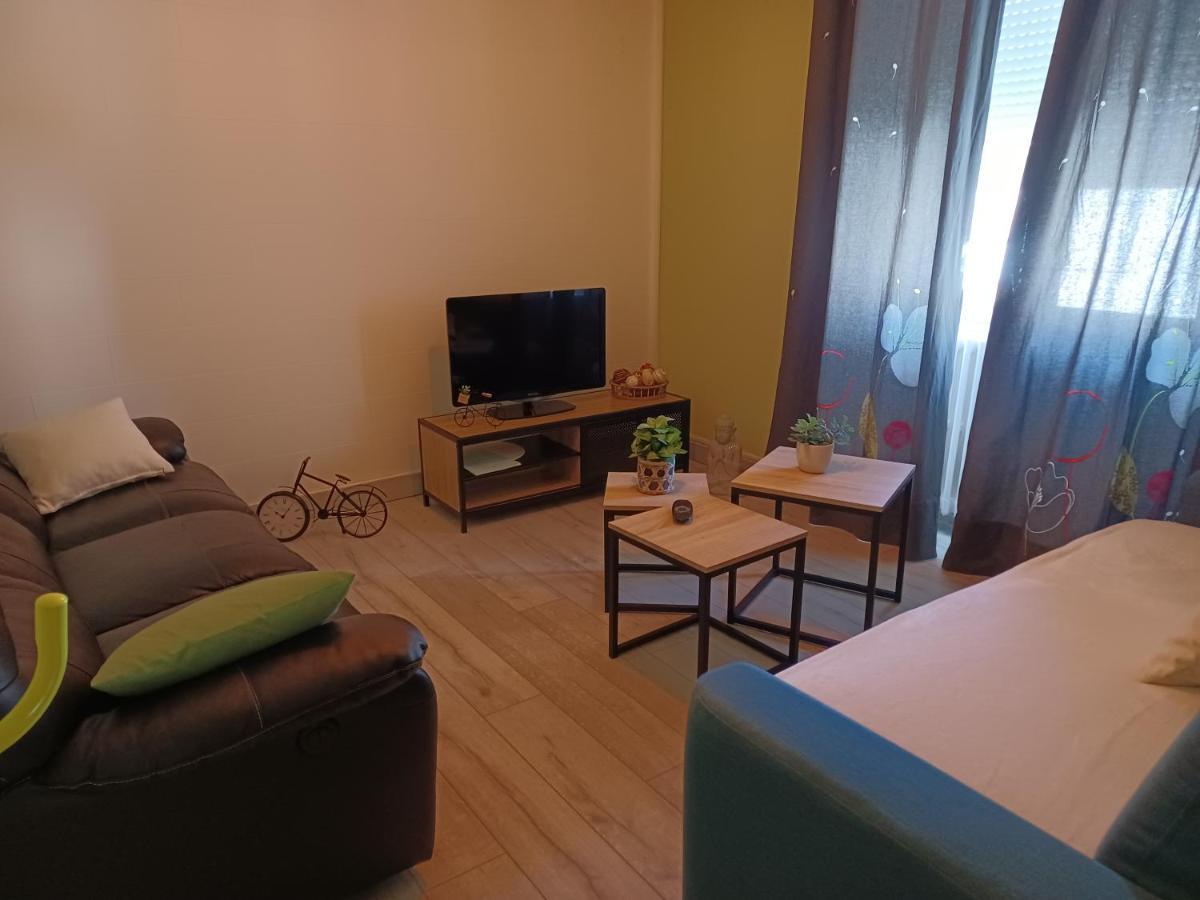 Appartement, La Route Des Grandes Alpes , 8 Couchages, Garage Pour Motards, Cyclistes, Possibilite De Studios Supplementaires, Si Plus De 8 Personnes Fourneaux  Екстер'єр фото